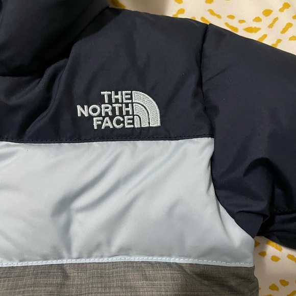 North face infant jacket - Picture 3 of 3